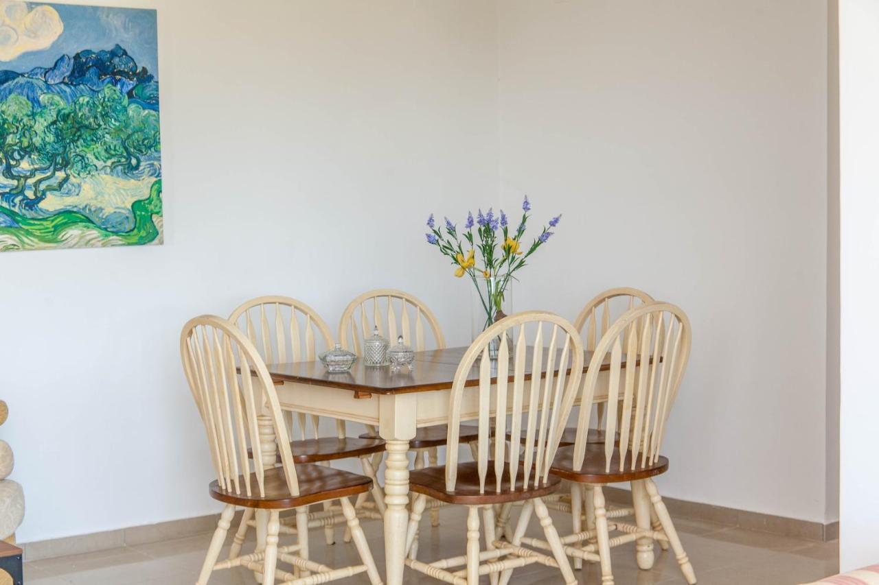 Hillside Seaview Apartment สตาโลส ภายนอก รูปภาพ