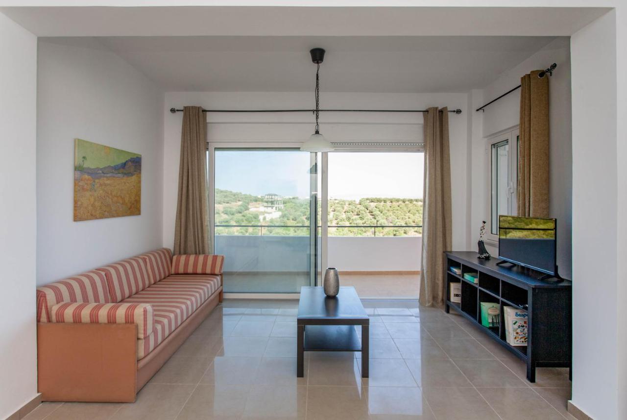 Hillside Seaview Apartment สตาโลส ภายนอก รูปภาพ